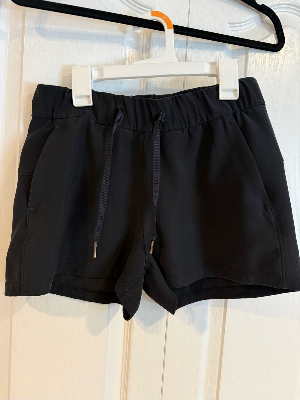 Lululemon On The Fly Woven Short Size 4 - Picture 4 of 8